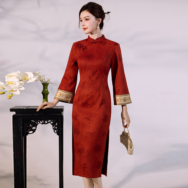 Luxury Suede Velvet Qipao - Mo – Vintage Fashion Gen Z recenzja i cena