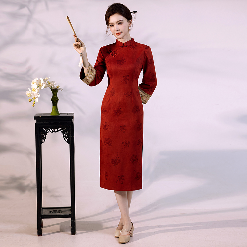 Luxury Suede Velvet Qipao - Mo – Vintage Fashion Gen Z recenzja i cena