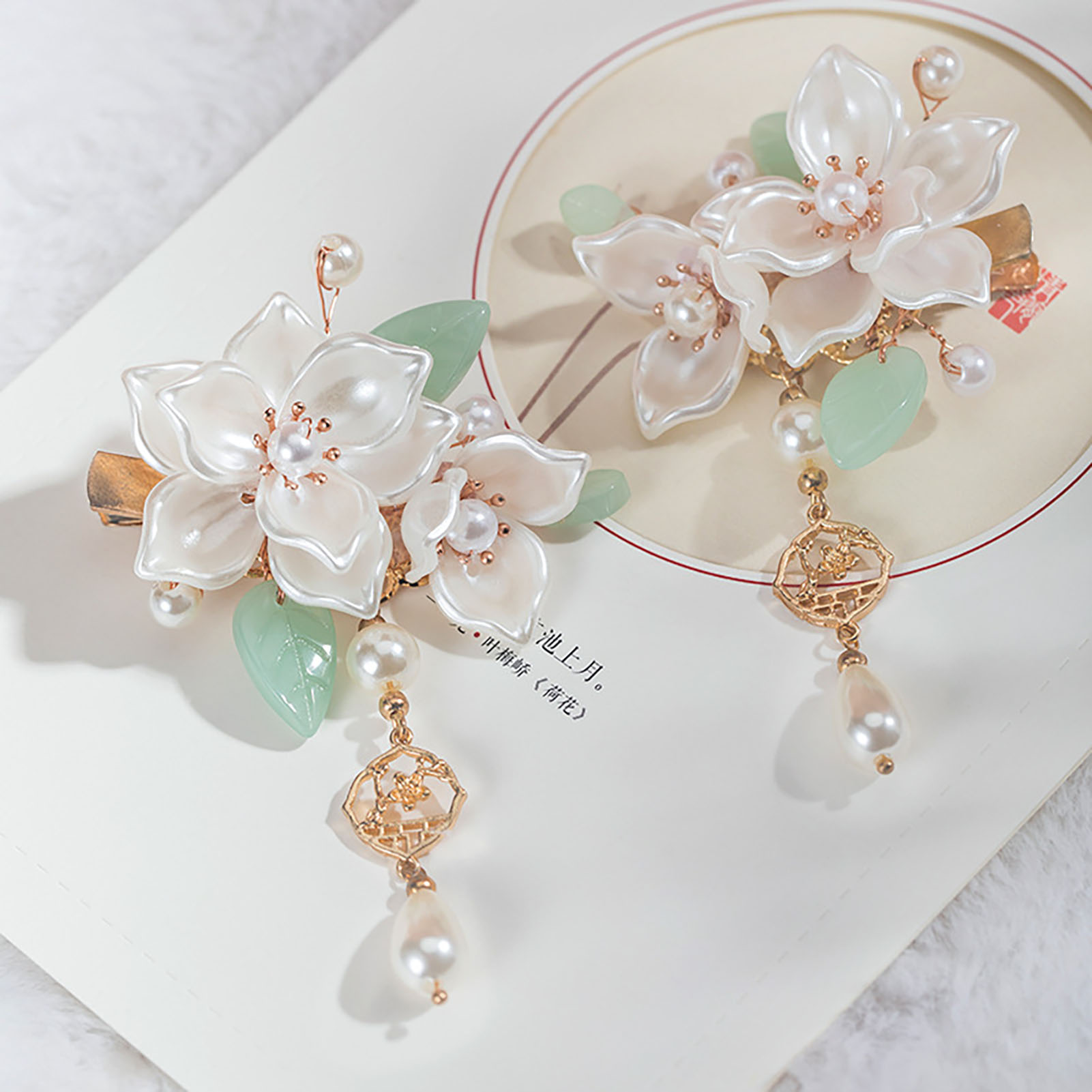 Vintage Camellia Hair Clip Ele – Vintage Fashion Guild recenzja i cena