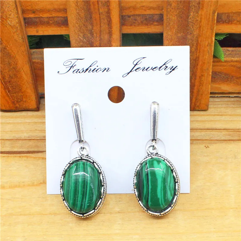 Flower Oval Malachite Dangle E – Vintage Fashion Look recenzja i cena