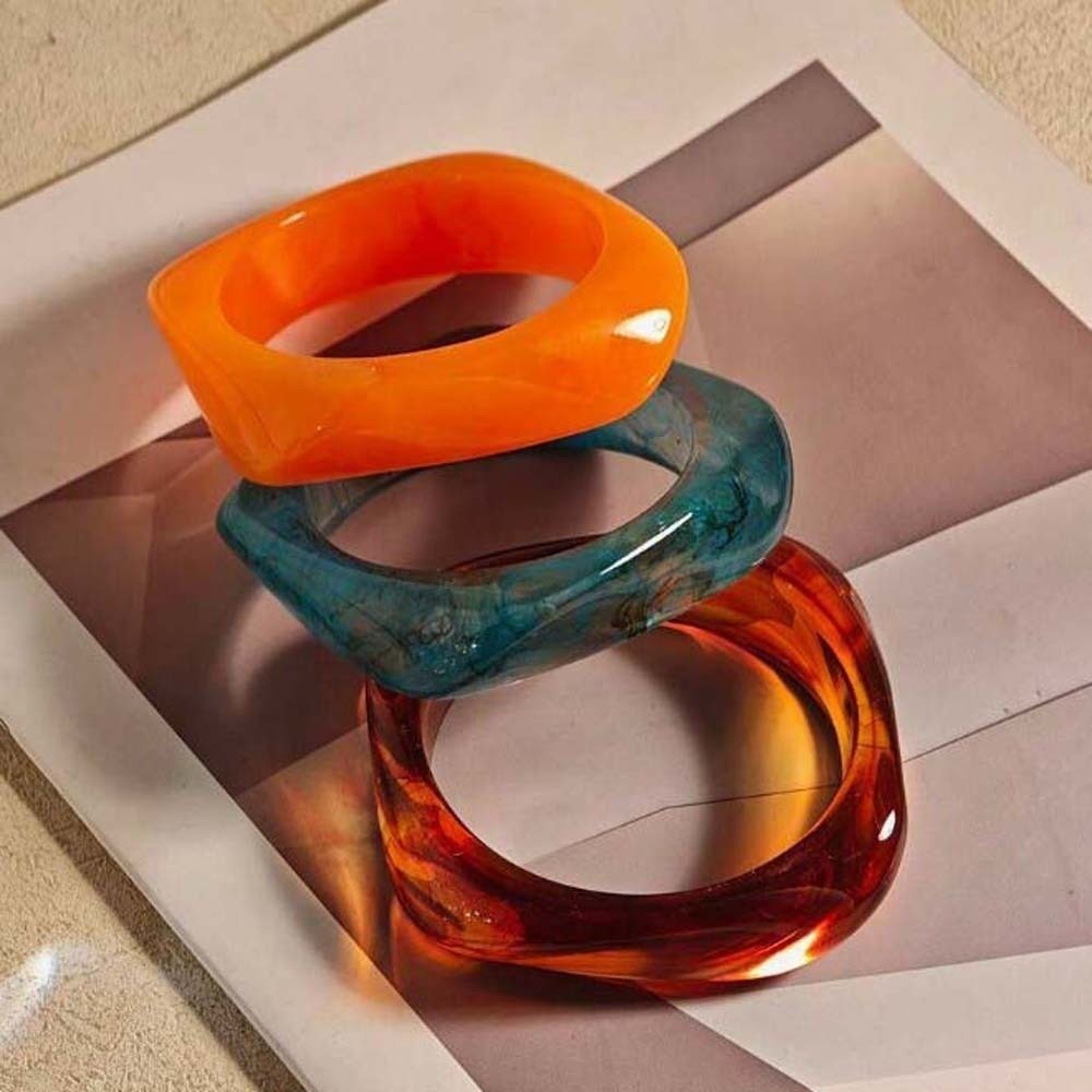 Retro Wristbands Translucent R – Vintage Fashion Gen Z recenzja i cena