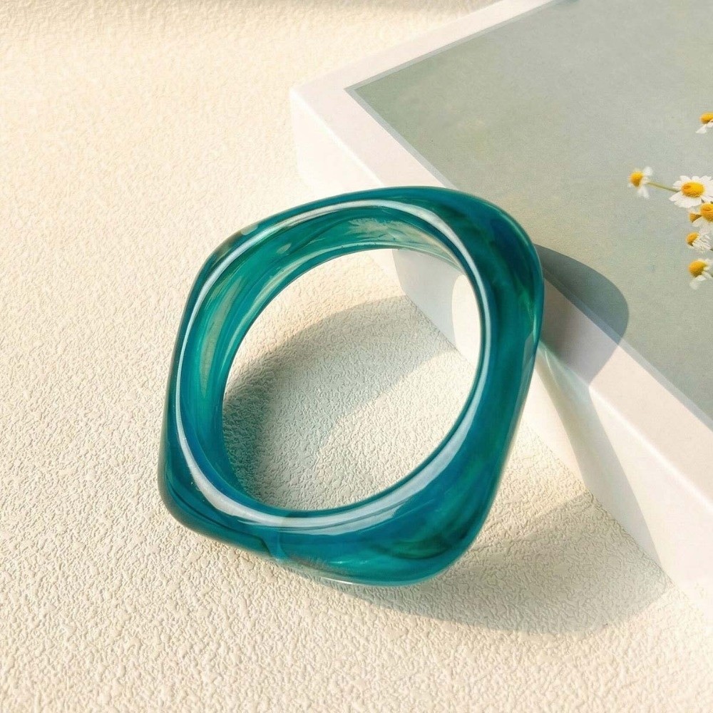 Wrist Jewelry Translucent Resi – Vintage Fashion Gen Z recenzja i cena